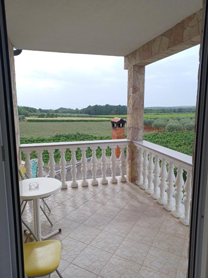 Apartments Vesna Nova Vas  Екстериор снимка